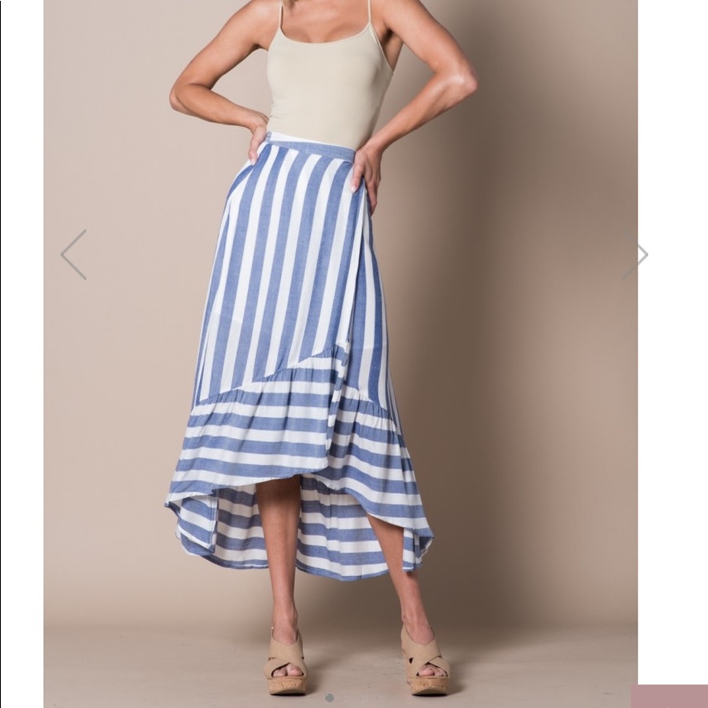 Vestique Skirt